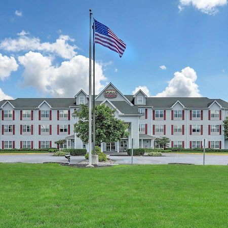 Lancaster Inn & Suites Manheim Extérieur photo