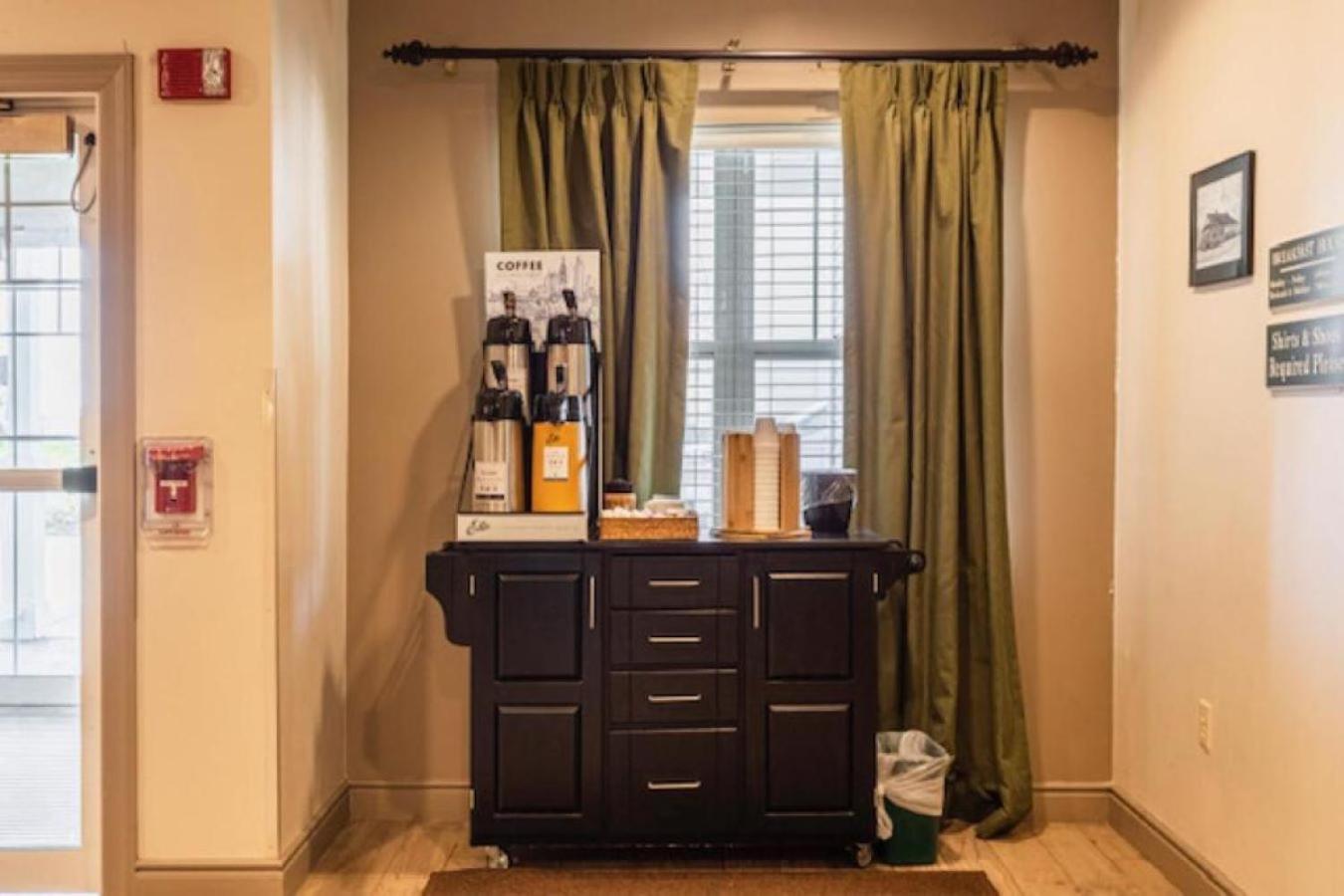 Lancaster Inn & Suites Manheim Extérieur photo