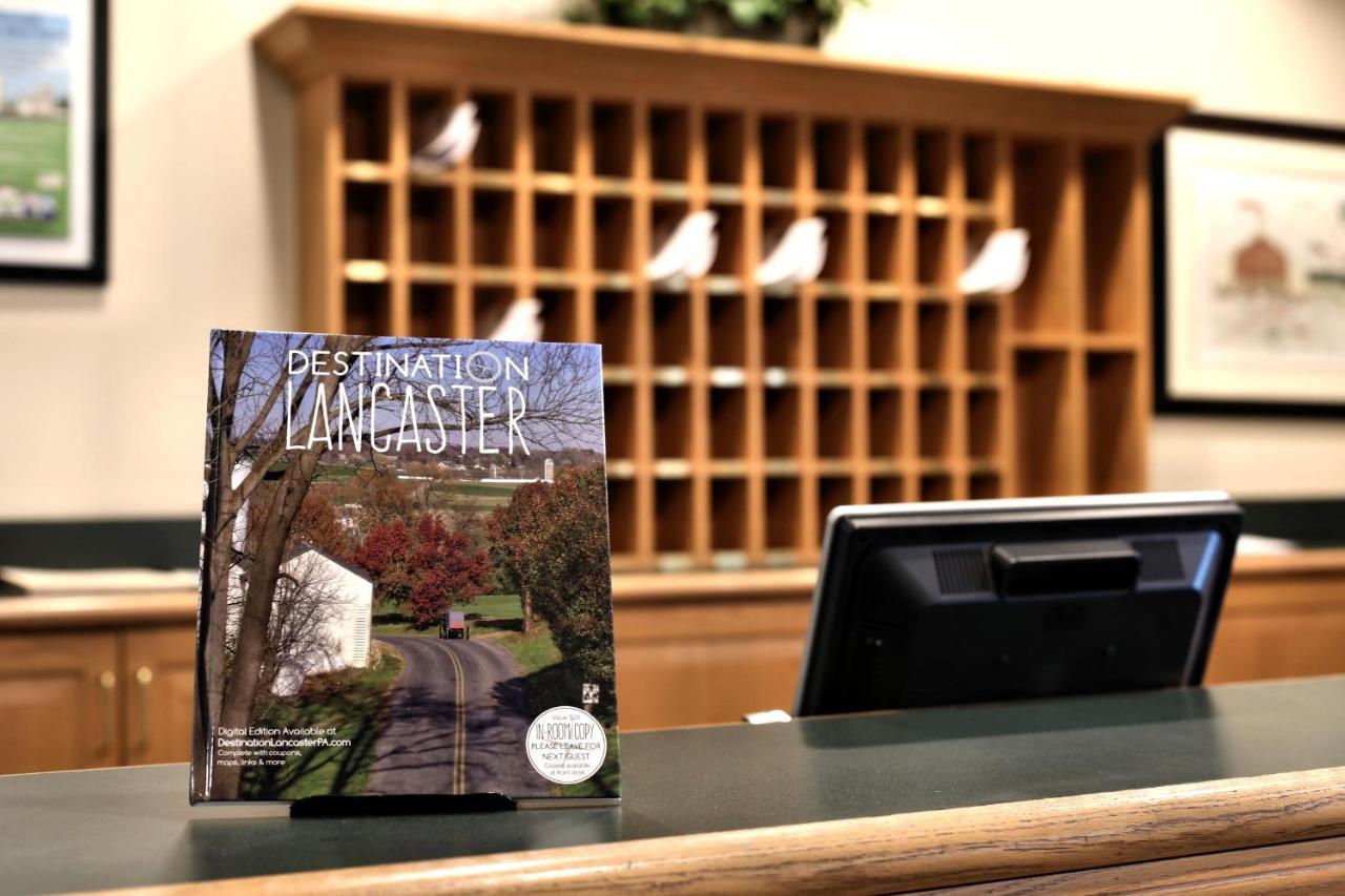 Lancaster Inn & Suites Manheim Extérieur photo